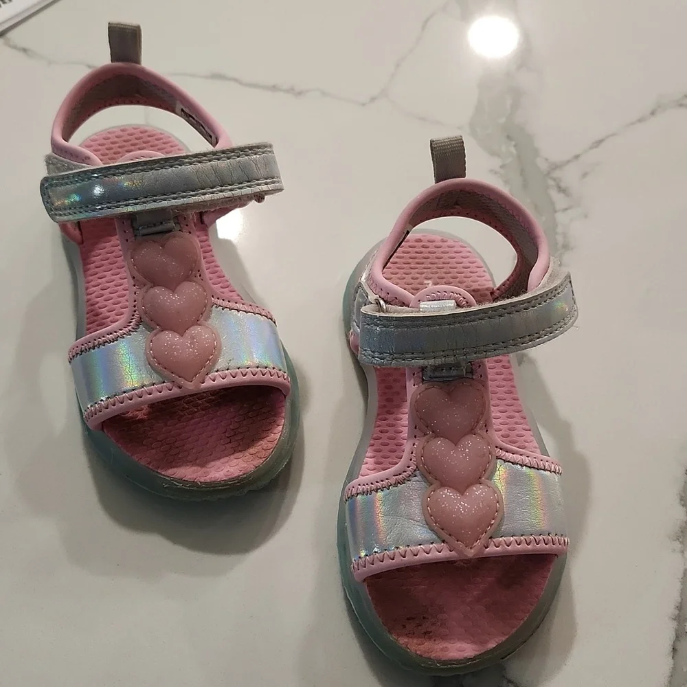 7T Carter's light up sandals